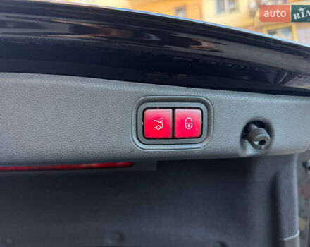 Мерседес Е-Клас 2019 у Одесі на Automoto.ua Чорний Мерседес Е-Клас, об'ємом двигуна 1.95 л та пробігом 109 тис. км за 32900 $, фото 18 на Automoto.ua