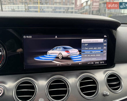 Чорний Мерседес Е-Клас, об'ємом двигуна 2 л та пробігом 204 тис. км за 31500 $, фото 59 на Automoto.ua