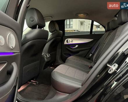 Чорний Мерседес Е-Клас, об'ємом двигуна 2 л та пробігом 204 тис. км за 31500 $, фото 31 на Automoto.ua