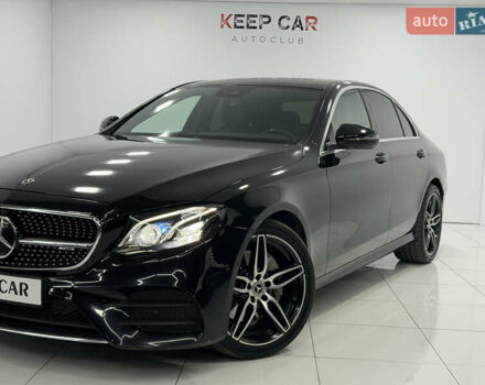 Черный Мерседес Е-Класс, объемом двигателя 2 л и пробегом 142 тыс. км за 36900 $, фото 4 на Automoto.ua