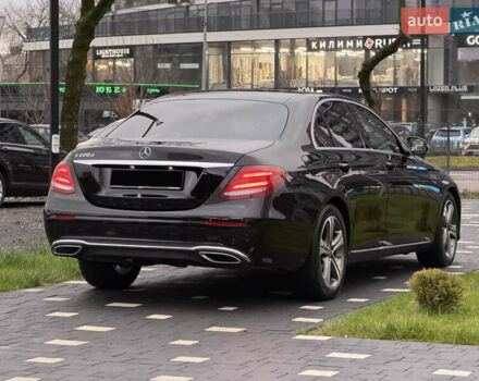 Чорний Мерседес Е-Клас, об'ємом двигуна 2 л та пробігом 204 тис. км за 31500 $, фото 16 на Automoto.ua