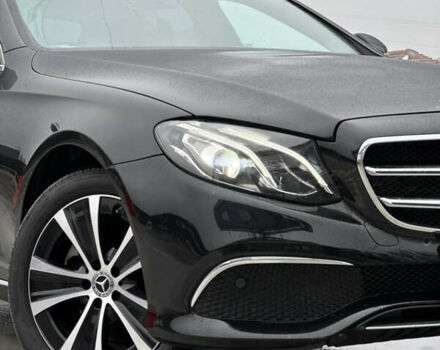 Чорний Мерседес Е-Клас, об'ємом двигуна 2 л та пробігом 67 тис. км за 39000 $, фото 14 на Automoto.ua