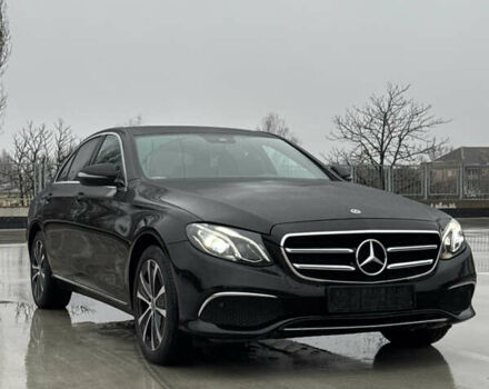 Чорний Мерседес Е-Клас, об'ємом двигуна 2 л та пробігом 67 тис. км за 39000 $, фото 6 на Automoto.ua