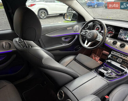 Чорний Мерседес Е-Клас, об'ємом двигуна 2 л та пробігом 204 тис. км за 31500 $, фото 39 на Automoto.ua