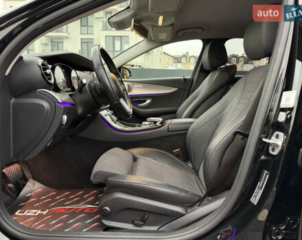 Чорний Мерседес Е-Клас, об'ємом двигуна 2 л та пробігом 204 тис. км за 31500 $, фото 26 на Automoto.ua