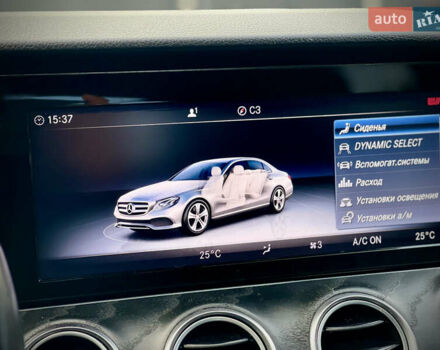 Черный Мерседес Е-Класс, объемом двигателя 1.99 л и пробегом 95 тыс. км за 31700 $, фото 42 на Automoto.ua