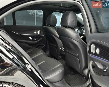 Чорний Мерседес Е-Клас, об'ємом двигуна 3 л та пробігом 43 тис. км за 45000 $, фото 13 на Automoto.ua