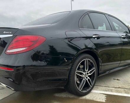 Черный Мерседес Е-Класс, объемом двигателя 2 л и пробегом 39 тыс. км за 7000 $, фото 3 на Automoto.ua