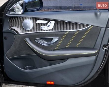 Черный Мерседес Е-Класс, объемом двигателя 3 л и пробегом 113 тыс. км за 52999 $, фото 36 на Automoto.ua
