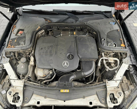 Чорний Мерседес Е-Клас, об'ємом двигуна 2 л та пробігом 204 тис. км за 31500 $, фото 19 на Automoto.ua