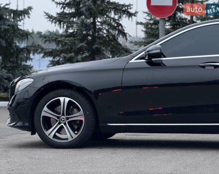 Черный Мерседес Е-Класс, объемом двигателя 1.95 л и пробегом 109 тыс. км за 32900 $, фото 11 на Automoto.ua