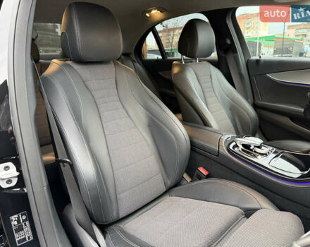 Чорний Мерседес Е-Клас, об'ємом двигуна 2 л та пробігом 204 тис. км за 31500 $, фото 45 на Automoto.ua