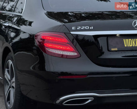 Черный Мерседес Е-Класс, объемом двигателя 1.95 л и пробегом 109 тыс. км за 32900 $, фото 14 на Automoto.ua