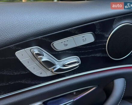 Мерседес Е-Клас 2019 у Одесі на Automoto.ua Чорний Мерседес Е-Клас, об'ємом двигуна 1.95 л та пробігом 109 тис. км за 32900 $, фото 15 на Automoto.ua