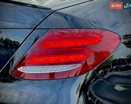 Черный Мерседес Е-Класс, объемом двигателя 1.99 л и пробегом 95 тыс. км за 31700 $, фото 14 на Automoto.ua