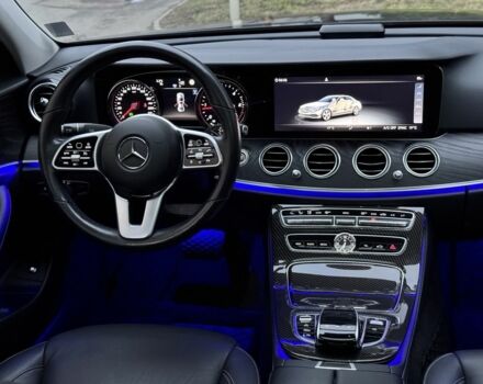 Чорний Мерседес Е-Клас, об'ємом двигуна 2 л та пробігом 109 тис. км за 32900 $, фото 10 на Automoto.ua