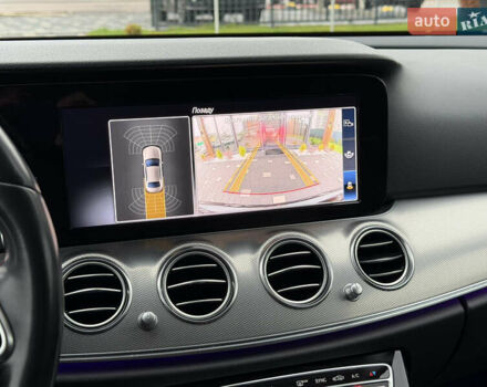 Чорний Мерседес Е-Клас, об'ємом двигуна 2 л та пробігом 204 тис. км за 31500 $, фото 52 на Automoto.ua