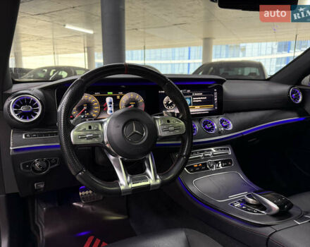 Черный Мерседес Е-Класс, объемом двигателя 3 л и пробегом 113 тыс. км за 38900 $, фото 24 на Automoto.ua