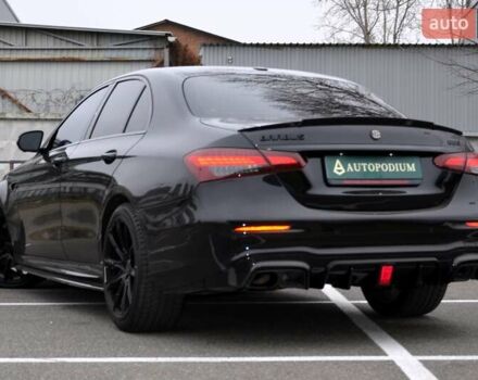 Черный Мерседес Е-Класс, объемом двигателя 3 л и пробегом 113 тыс. км за 52999 $, фото 6 на Automoto.ua