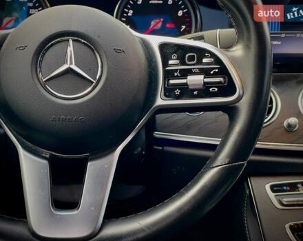 Черный Мерседес Е-Класс, объемом двигателя 1.99 л и пробегом 95 тыс. км за 31700 $, фото 31 на Automoto.ua