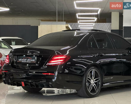 Мерседес Е-Класс 2019 в Николаеве на Automoto.ua Черный Мерседес Е-Класс, объемом двигателя 3 л и пробегом 111 тыс. км за 39990 $, фото 9 на Automoto.ua