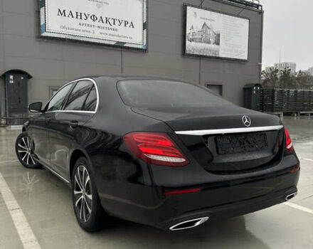 Чорний Мерседес Е-Клас, об'ємом двигуна 2 л та пробігом 67 тис. км за 39000 $, фото 13 на Automoto.ua