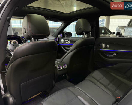 Черный Мерседес Е-Класс, объемом двигателя 3 л и пробегом 113 тыс. км за 38900 $, фото 22 на Automoto.ua