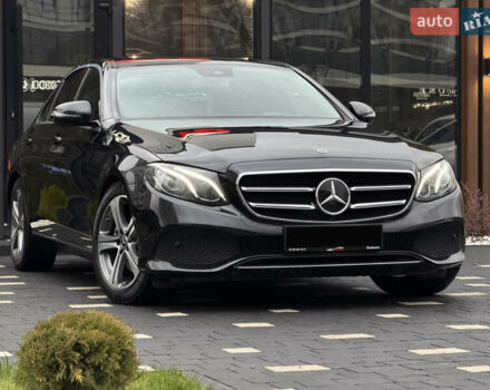 Чорний Мерседес Е-Клас, об'ємом двигуна 2 л та пробігом 204 тис. км за 31500 $, фото 8 на Automoto.ua