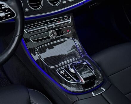 Чорний Мерседес Е-Клас, об'ємом двигуна 2 л та пробігом 109 тис. км за 32900 $, фото 15 на Automoto.ua