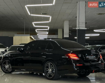 Мерседес Е-Класс 2019 в Николаеве на Automoto.ua Черный Мерседес Е-Класс, объемом двигателя 3 л и пробегом 111 тыс. км за 39990 $, фото 5 на Automoto.ua