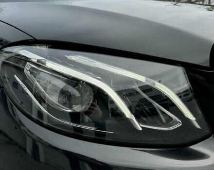 Чорний Мерседес Е-Клас, об'ємом двигуна 1.95 л та пробігом 215 тис. км за 29999 $, фото 9 на Automoto.ua