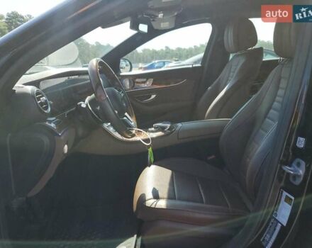 Чорний Мерседес Е-Клас, об'ємом двигуна 2 л та пробігом 107 тис. км за 9000 $, фото 6 на Automoto.ua