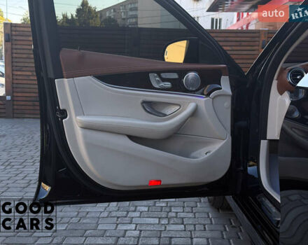 Черный Мерседес Е-Класс, объемом двигателя 1.99 л и пробегом 54 тыс. км за 50000 $, фото 17 на Automoto.ua