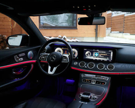 Чорний Мерседес Е-Клас, об'ємом двигуна 2 л та пробігом 94 тис. км за 45000 $, фото 14 на Automoto.ua