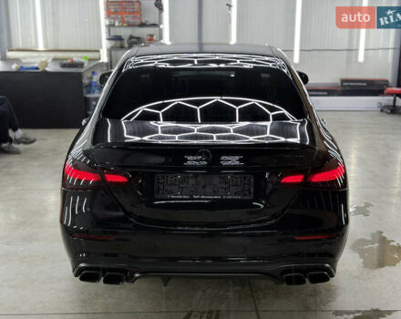 Черный Мерседес Е-Класс, объемом двигателя 1.95 л и пробегом 150 тыс. км за 47777 $, фото 38 на Automoto.ua