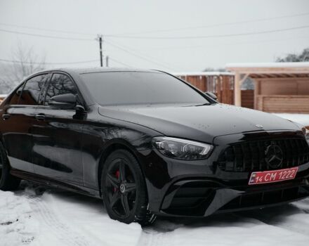 Черный Мерседес Е-Класс, объемом двигателя 2 л и пробегом 64 тыс. км за 45000 $, фото 3 на Automoto.ua