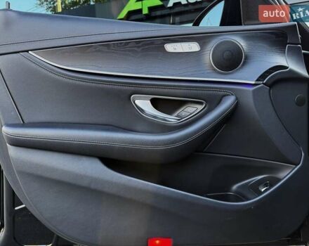 Черный Мерседес Е-Класс, объемом двигателя 1.95 л и пробегом 105 тыс. км за 38900 $, фото 26 на Automoto.ua