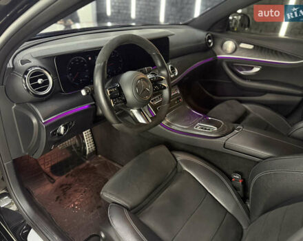 Черный Мерседес Е-Класс, объемом двигателя 1.95 л и пробегом 150 тыс. км за 47777 $, фото 57 на Automoto.ua