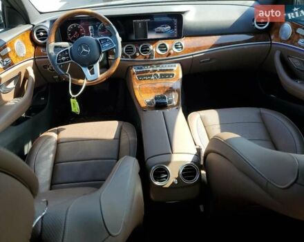 Чорний Мерседес Е-Клас, об'ємом двигуна 2 л та пробігом 107 тис. км за 9000 $, фото 7 на Automoto.ua