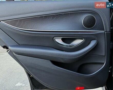 Черный Мерседес Е-Класс, объемом двигателя 1.95 л и пробегом 105 тыс. км за 38900 $, фото 28 на Automoto.ua