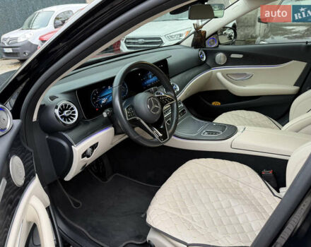 Чорний Мерседес Е-Клас, об'ємом двигуна 2 л та пробігом 99 тис. км за 49500 $, фото 8 на Automoto.ua