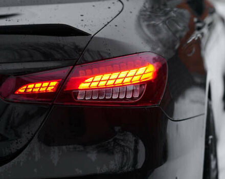 Чорний Мерседес Е-Клас, об'ємом двигуна 2 л та пробігом 94 тис. км за 45000 $, фото 12 на Automoto.ua