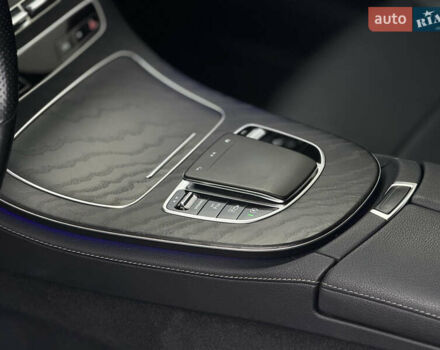 Черный Мерседес Е-Класс, объемом двигателя 2 л и пробегом 78 тыс. км за 50000 $, фото 40 на Automoto.ua