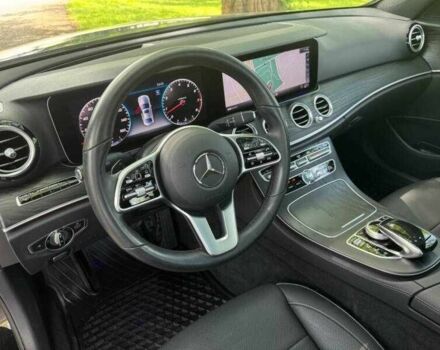 Черный Мерседес Е-Класс, объемом двигателя 3 л и пробегом 34 тыс. км за 14300 $, фото 8 на Automoto.ua