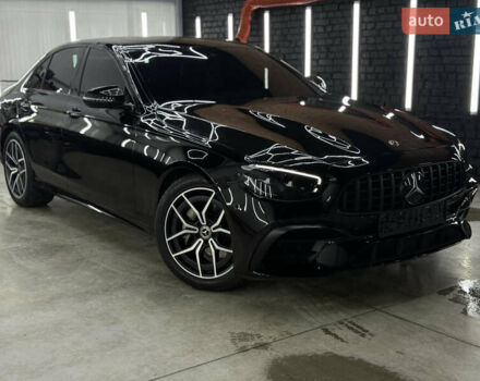 Черный Мерседес Е-Класс, объемом двигателя 1.95 л и пробегом 150 тыс. км за 47777 $, фото 2 на Automoto.ua