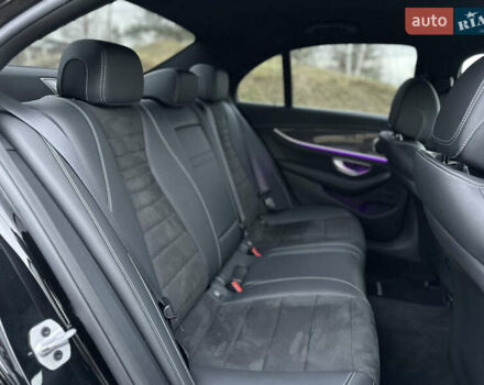 Чорний Мерседес Е-Клас, об'ємом двигуна 1.95 л та пробігом 112 тис. км за 38400 $, фото 56 на Automoto.ua