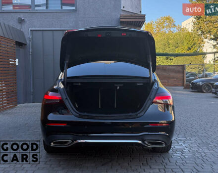 Черный Мерседес Е-Класс, объемом двигателя 1.99 л и пробегом 54 тыс. км за 50000 $, фото 11 на Automoto.ua