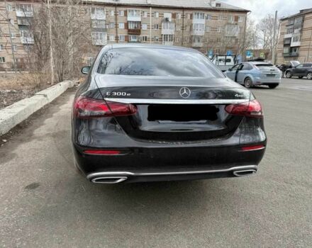Чорний Мерседес Е-Клас, об'ємом двигуна 2 л та пробігом 92 тис. км за 36500 $, фото 2 на Automoto.ua