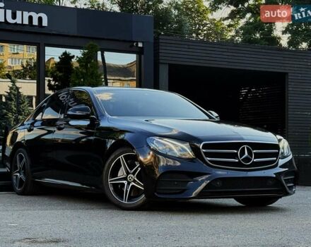 Черный Мерседес Е-Класс, объемом двигателя 1.95 л и пробегом 105 тыс. км за 38900 $, фото 8 на Automoto.ua