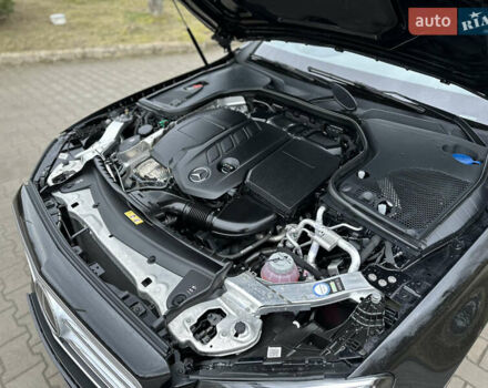 Чорний Мерседес Е-Клас, об'ємом двигуна 1.95 л та пробігом 112 тис. км за 38400 $, фото 23 на Automoto.ua